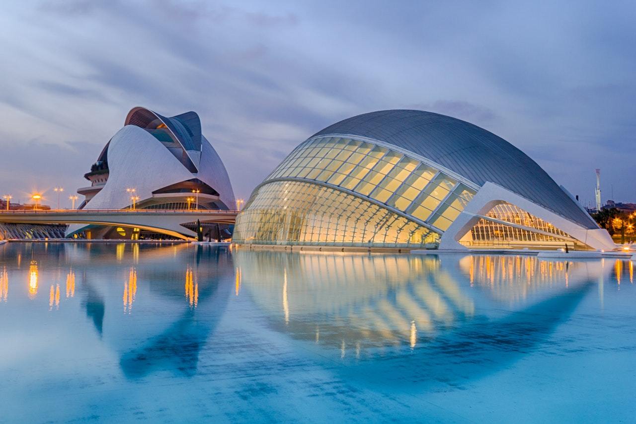 The Influence of art on architecture - BestPaintByNumbers