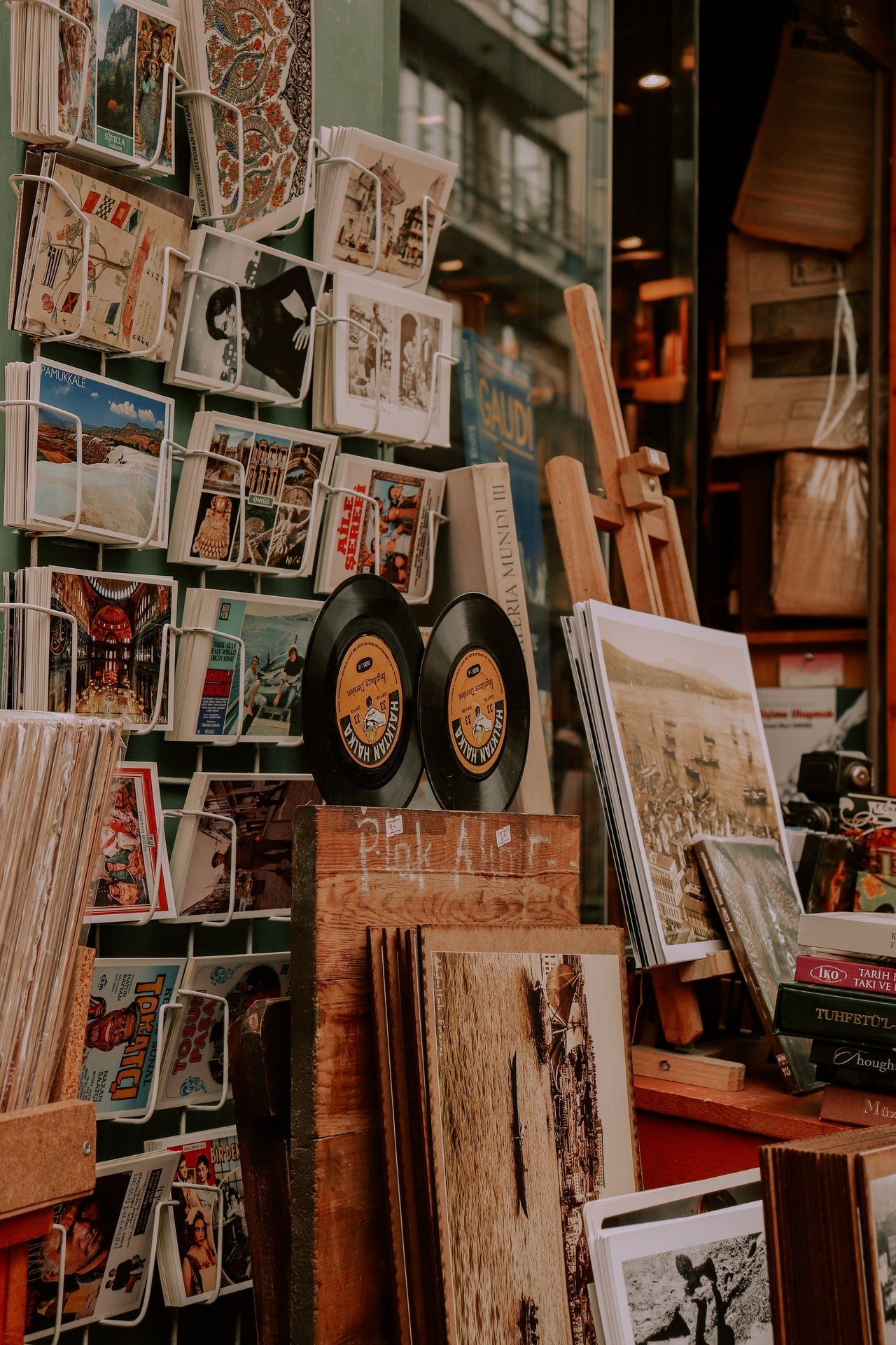 Advantages of Listening to Classical Music During the Painting Process - BestPaintByNumbers