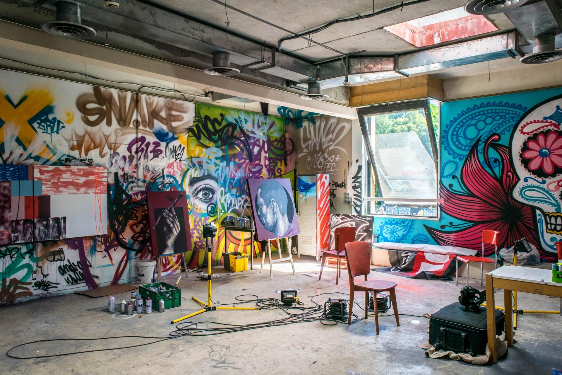 Best Creative Mediums to Use for Your Next Art Project